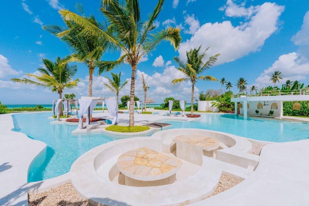 Sensations Eco-Chic Hotel